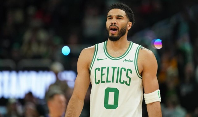 完美电竞直播公司-塔图姆23+11+9布朗26分 凯尔特人32分大胜雄鹿