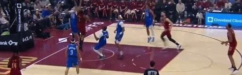 完美电竞团队-拿到首分！哈登一条龙突破上篮&amp;弗拉格补防打手 可惜加罚没进！