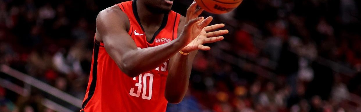 完美电竞团队-年薪仅1060万！火箭神射轰19+7+10+6+2，季后赛对决，他决定上限