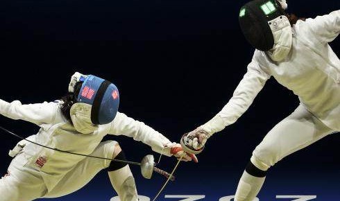 完美电竞-一剑封喉再添一金！孙一文创造中国击剑新历史